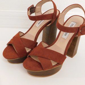 Steve Madden Lesley Rust colored platform sandals
